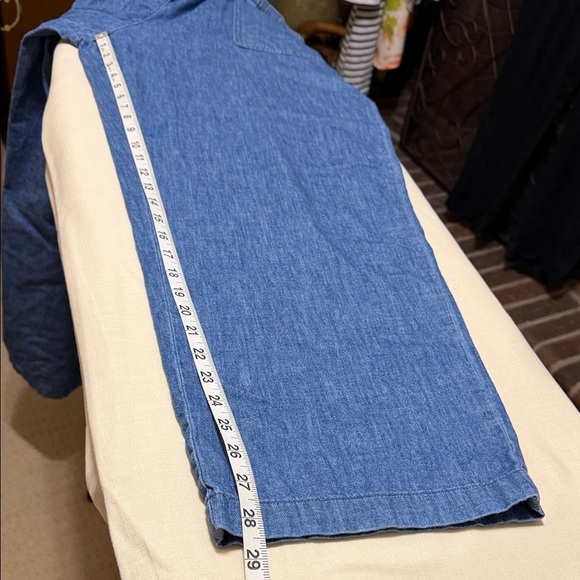 L.L. Bean Woman’s Sun Washed Denim Straight Leg Pull On pants Size Large. - Picture 12 of 16